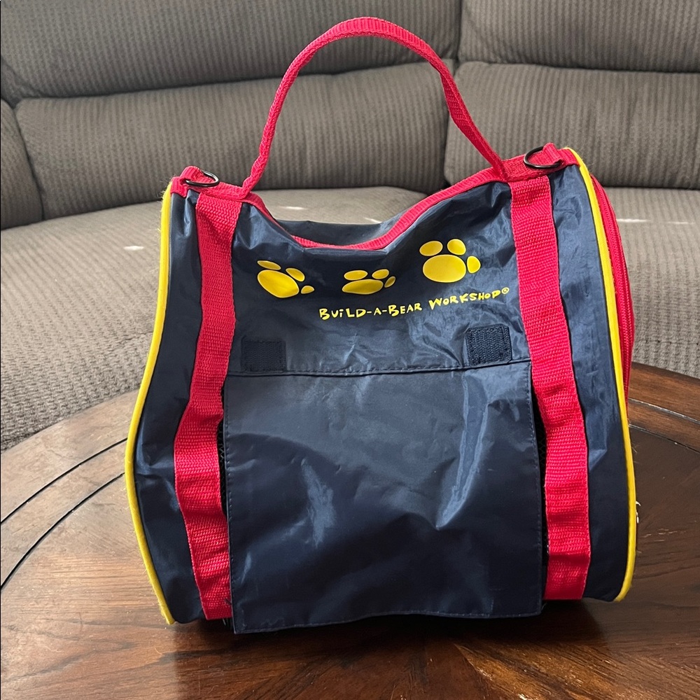 Build a Bear Workshop Rolling Travel Pet Kennel Bag